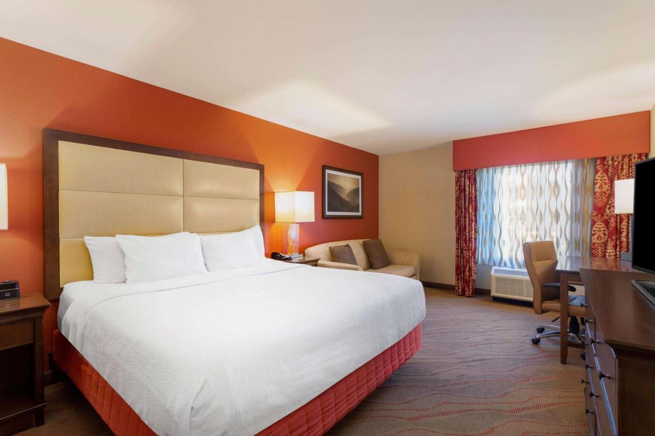 La Quinta By Wyndham Pigeon Forge Hotel Exterior foto